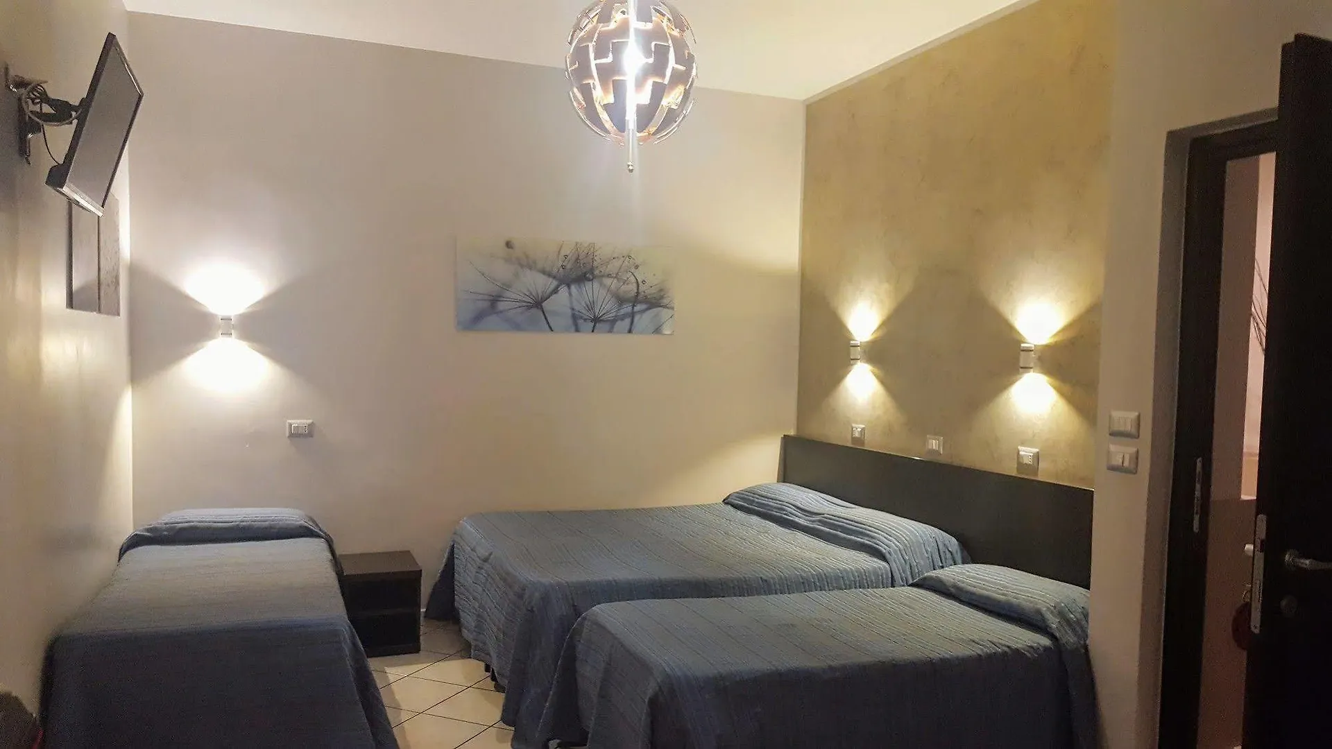 Clarin Hotel Rome 2*,  Italy