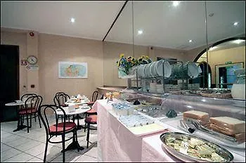 Clarin Hotel Rome 2*,