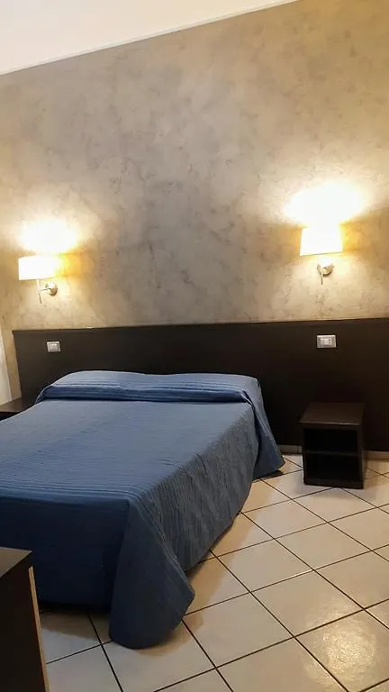Clarin Hotel Rome 2*,